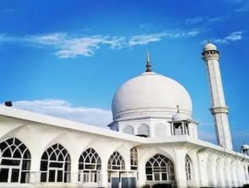 Hazratbal Shrine
